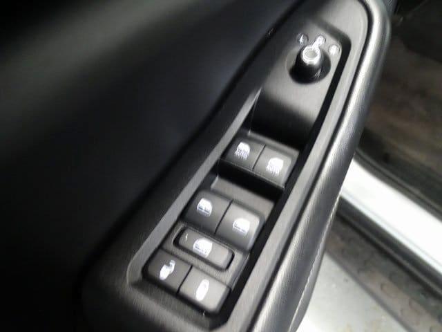 used 2024 Jeep Grand Cherokee car, priced at $37,995