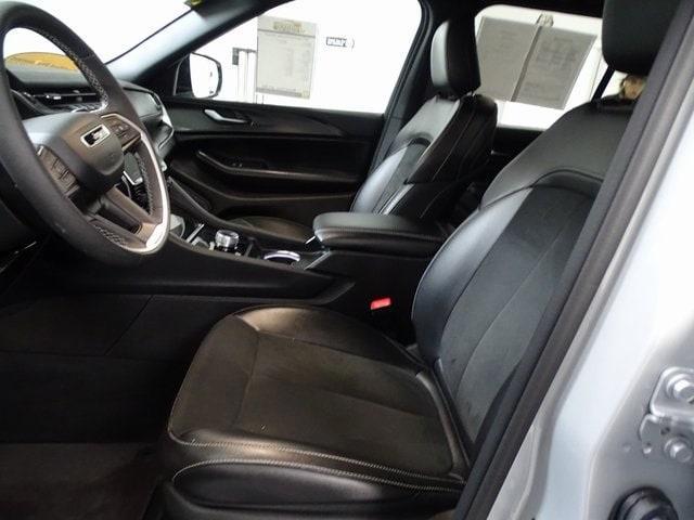 used 2024 Jeep Grand Cherokee car, priced at $37,995