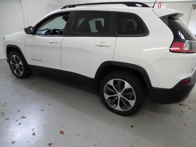 used 2022 Jeep Cherokee car, priced at $22,699