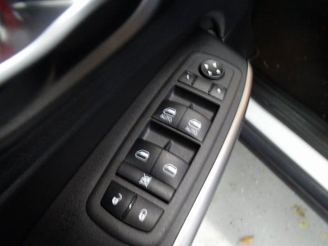 used 2022 Jeep Cherokee car, priced at $22,699