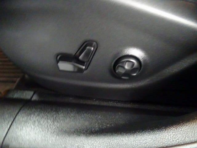 used 2019 Jeep Cherokee car, priced at $14,495