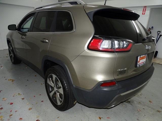 used 2019 Jeep Cherokee car, priced at $14,495