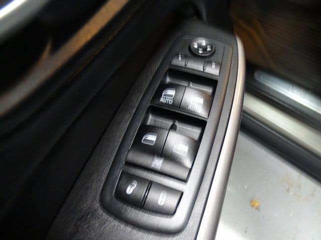 used 2019 Jeep Cherokee car, priced at $14,495