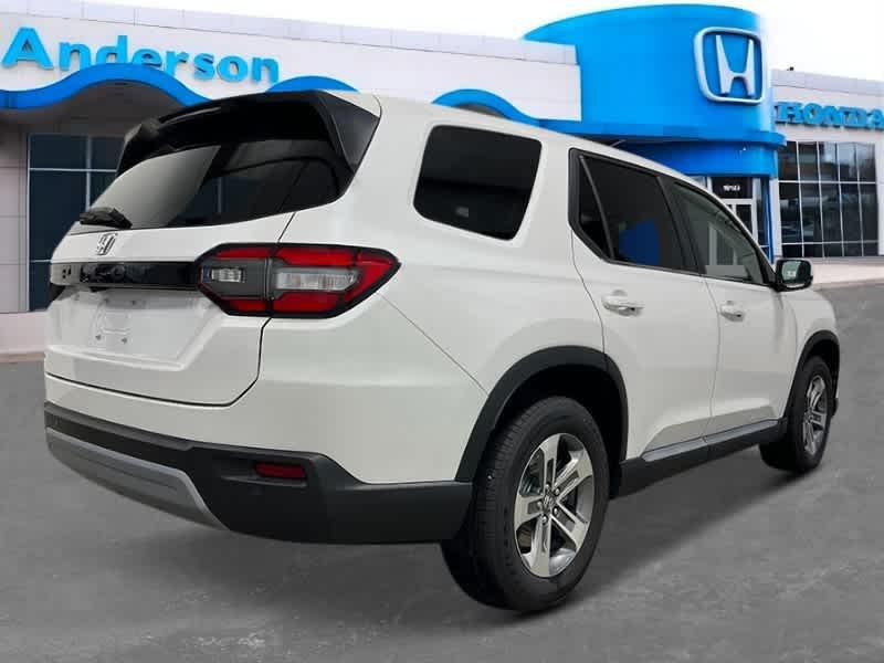 new 2025 Honda Pilot car, priced at $45,005