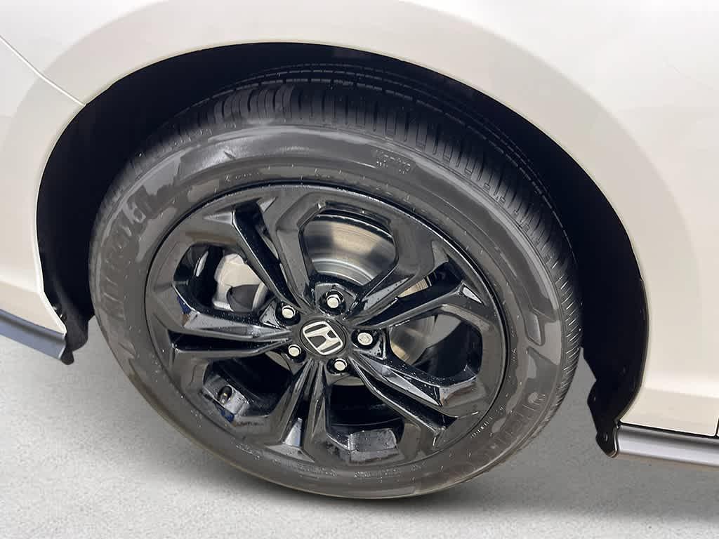 new 2025 Honda Accord car, priced at $32,165