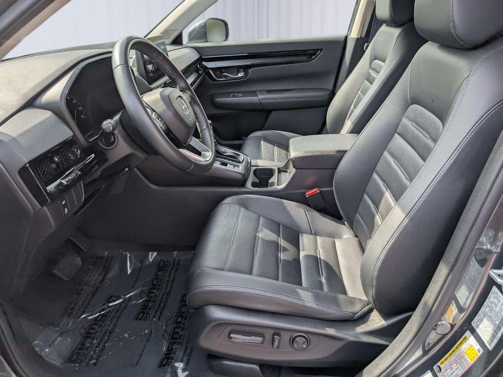 used 2023 Honda CR-V car, priced at $33,672
