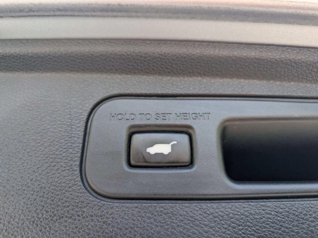used 2023 Honda Odyssey car, priced at $36,237