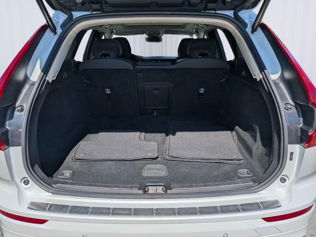 used 2023 Volvo XC60 car, priced at $32,812