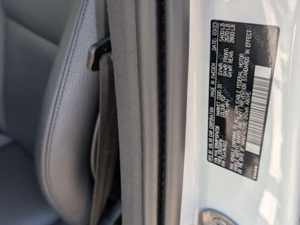used 2023 Volvo XC60 car, priced at $32,812
