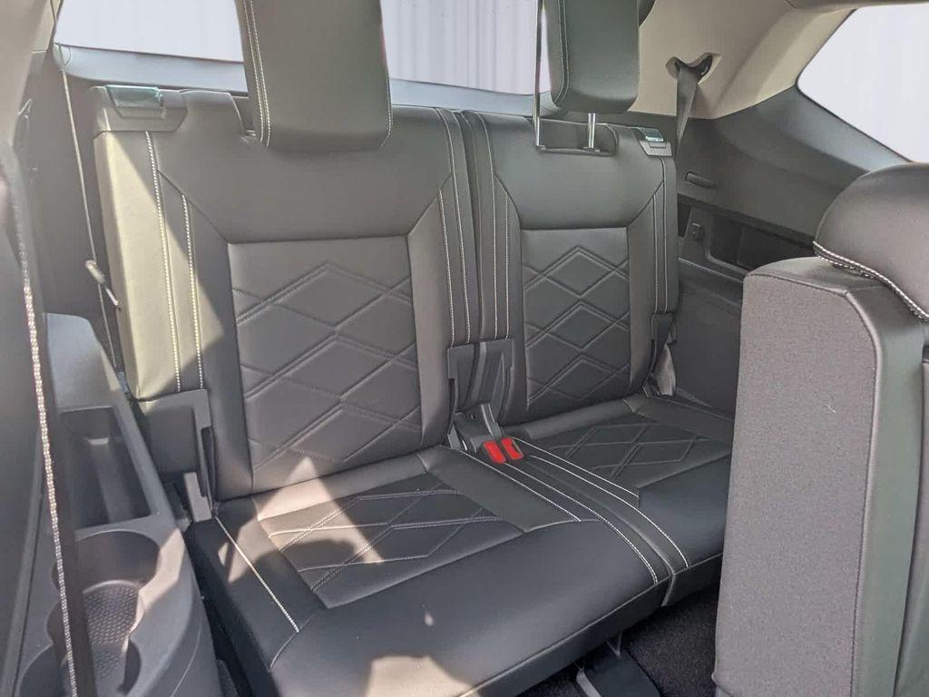 used 2024 Volkswagen Atlas car, priced at $35,470