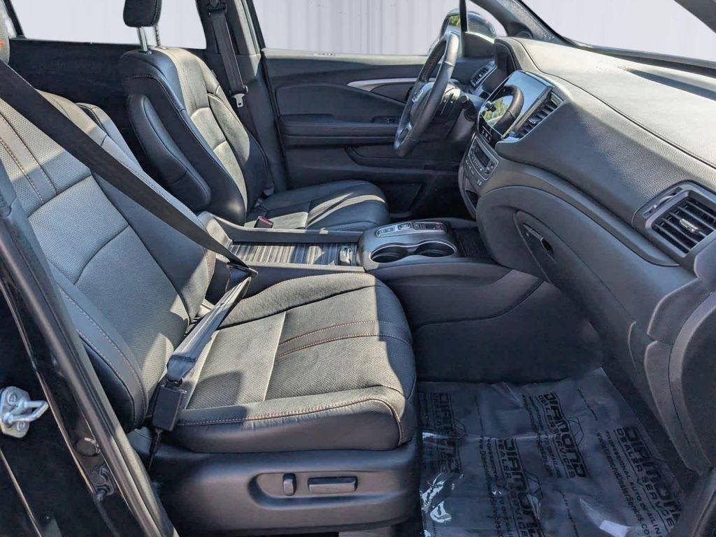 used 2022 Honda Passport car, priced at $24,375