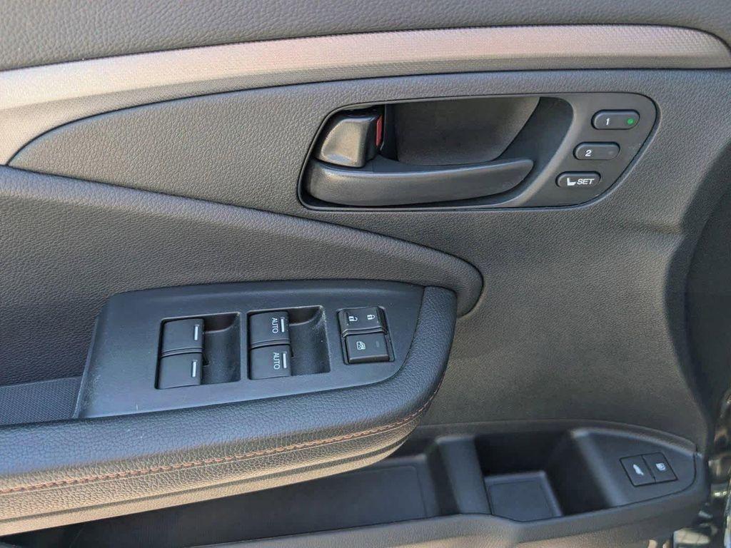 used 2022 Honda Passport car, priced at $24,375