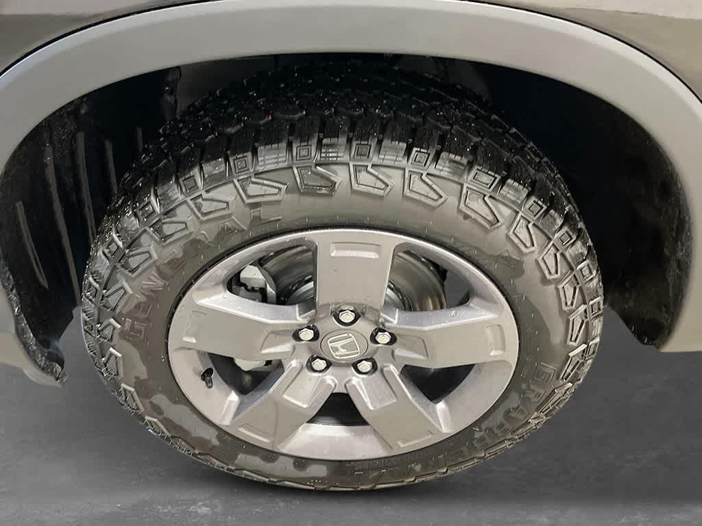 new 2025 Honda Ridgeline car, priced at $44,830