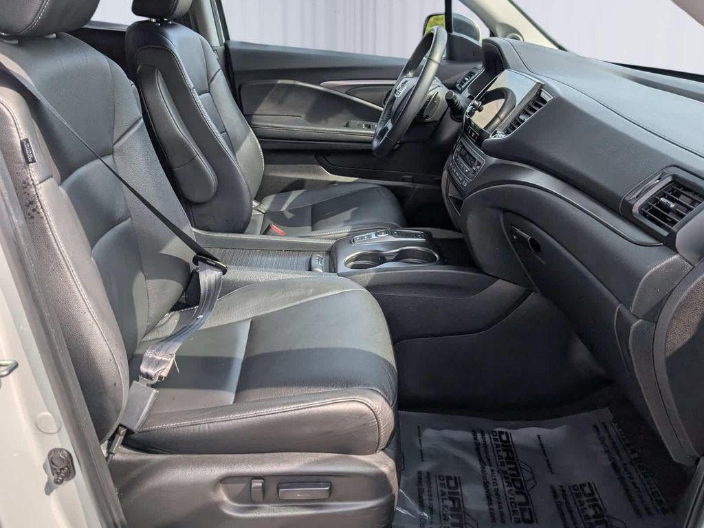 used 2022 Honda Pilot car, priced at $33,680