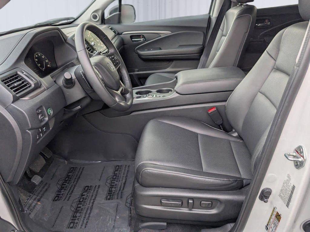 used 2024 Honda Ridgeline car, priced at $36,111