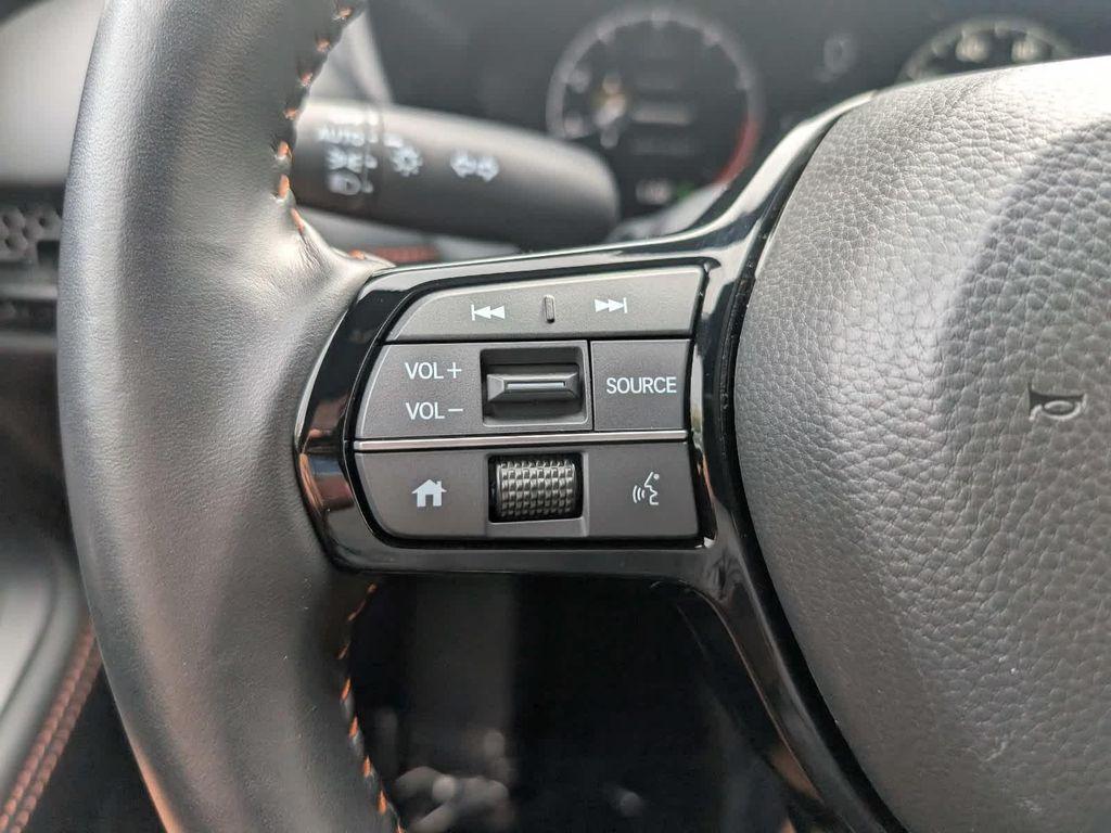 used 2025 Honda HR-V car, priced at $27,698
