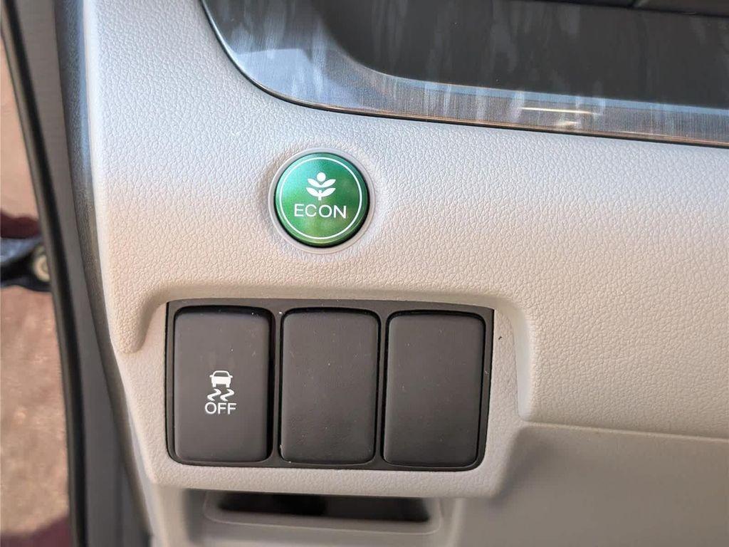 used 2013 Honda CR-V car, priced at $10,342