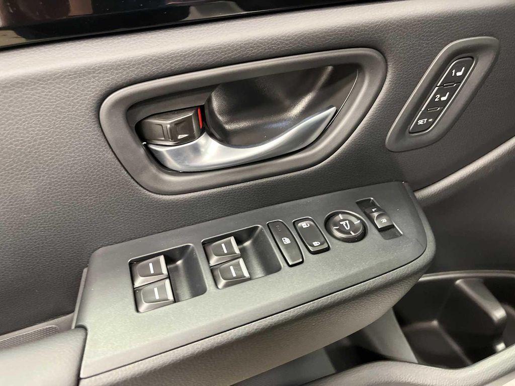 new 2025 Honda Pilot car, priced at $51,800