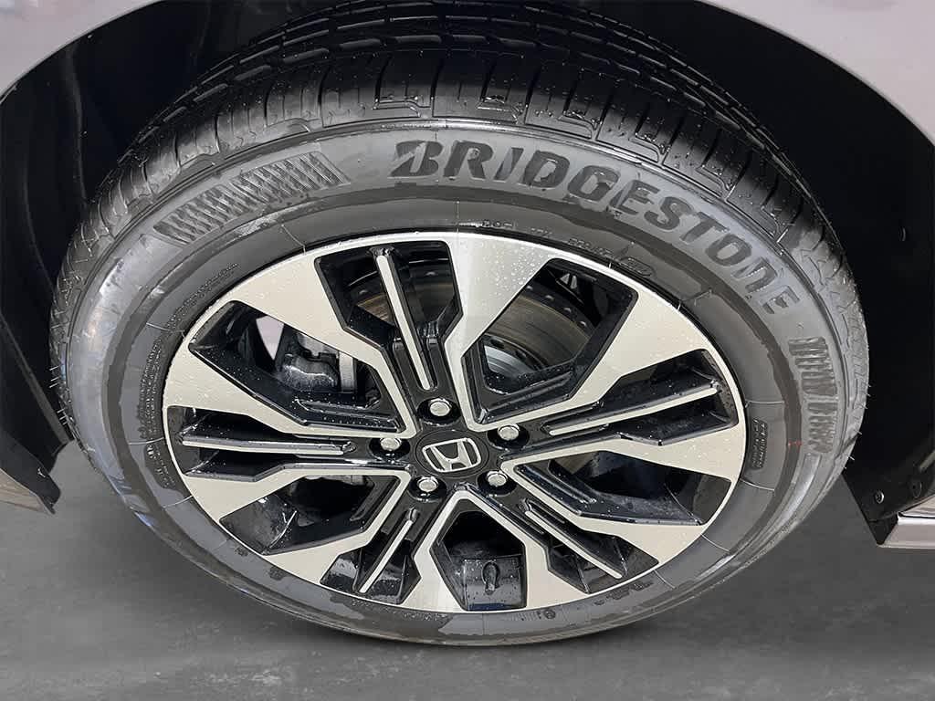 new 2026 Honda Odyssey car, priced at $53,335