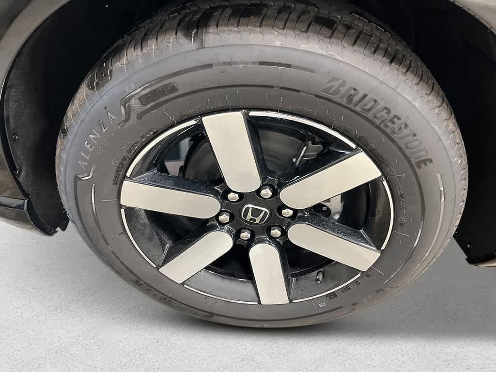 new 2025 Honda Prologue car, priced at $56,650