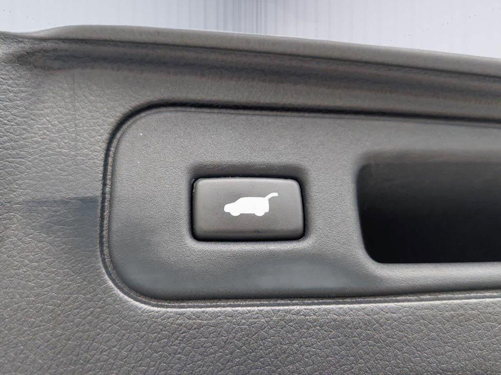 used 2025 Honda Passport car, priced at $38,653