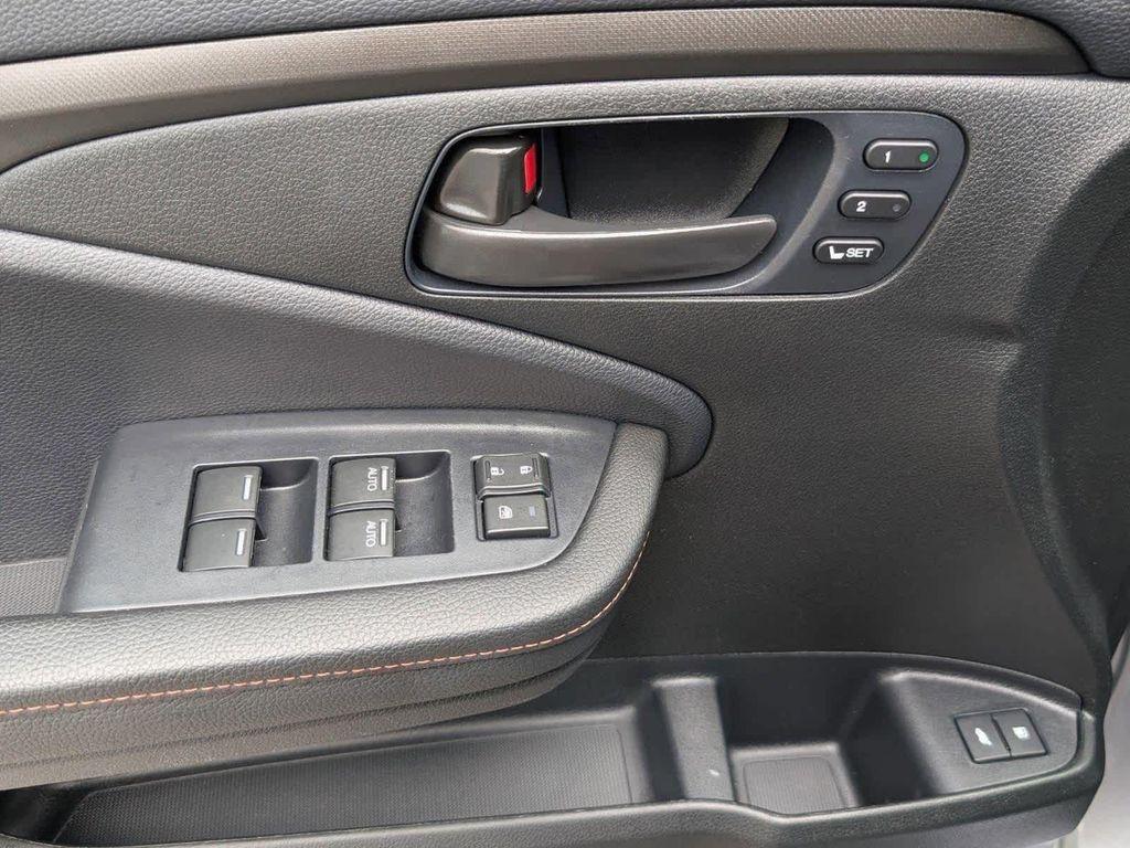 used 2025 Honda Passport car, priced at $38,653