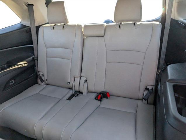 used 2022 Honda Pilot car, priced at $29,888