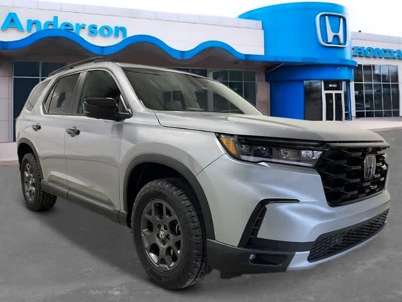 new 2025 Honda Pilot car, priced at $48,395