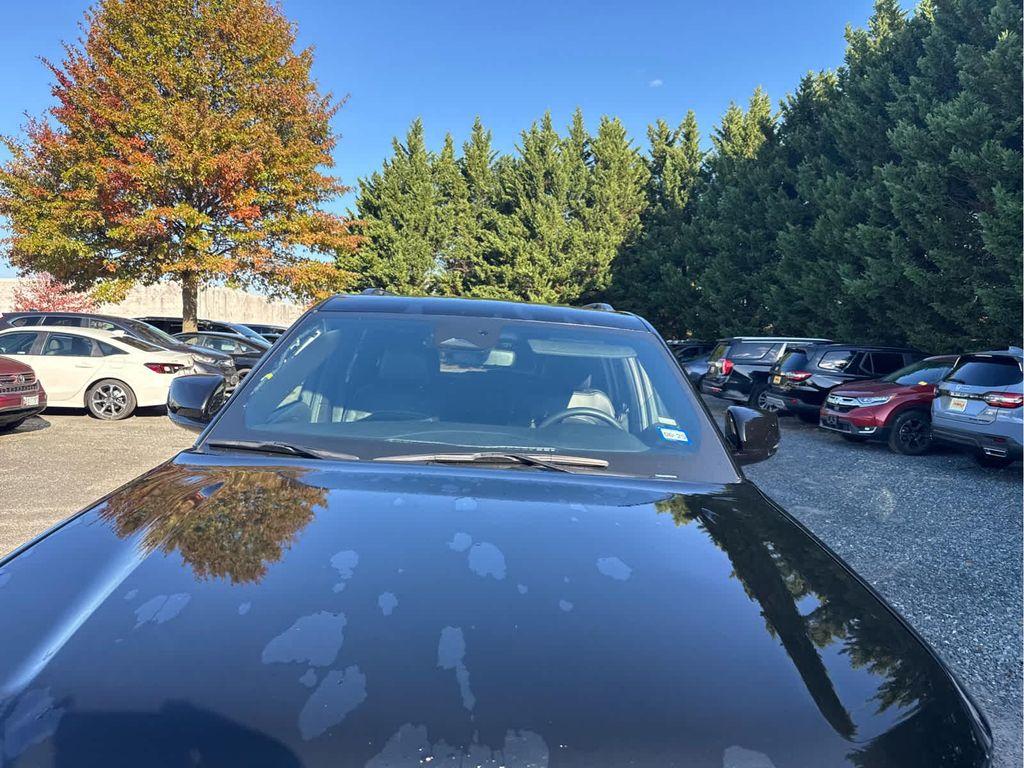 used 2023 Jeep Grand Cherokee car, priced at $31,346