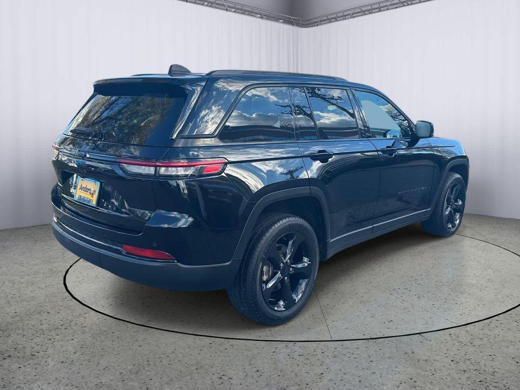 used 2023 Jeep Grand Cherokee car, priced at $30,618