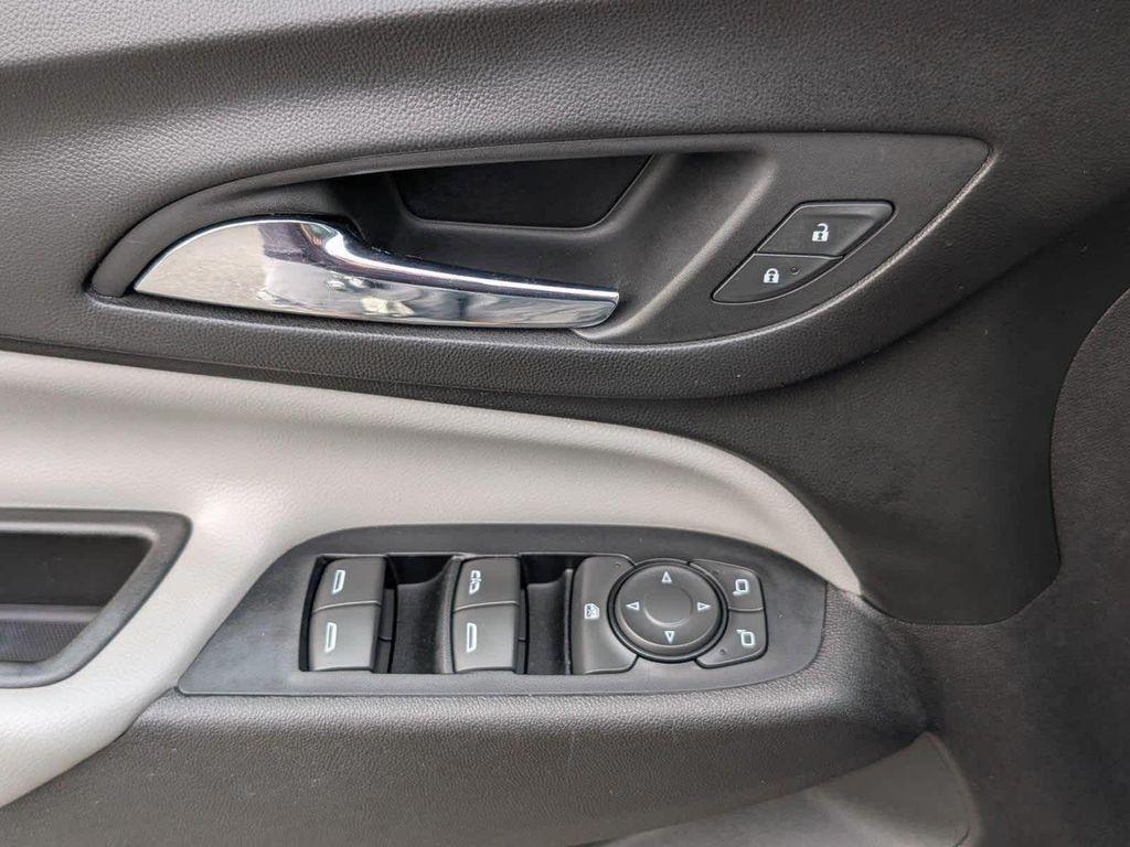 used 2018 Chevrolet Equinox car, priced at $8,999