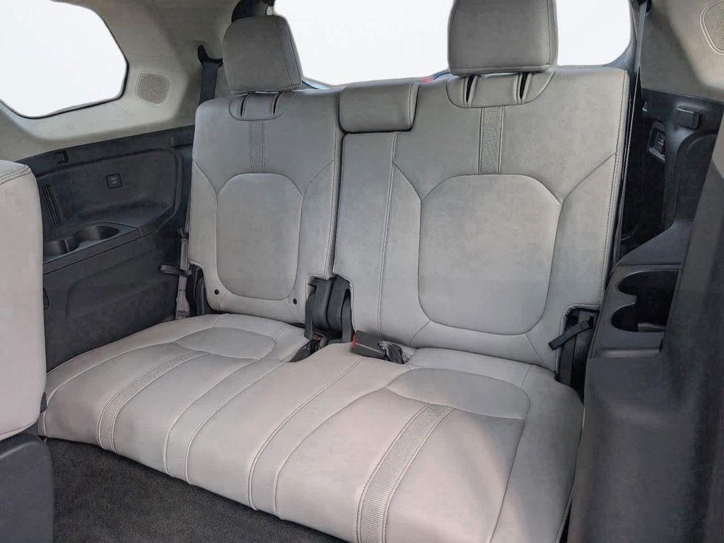 used 2024 Honda Pilot car, priced at $42,988