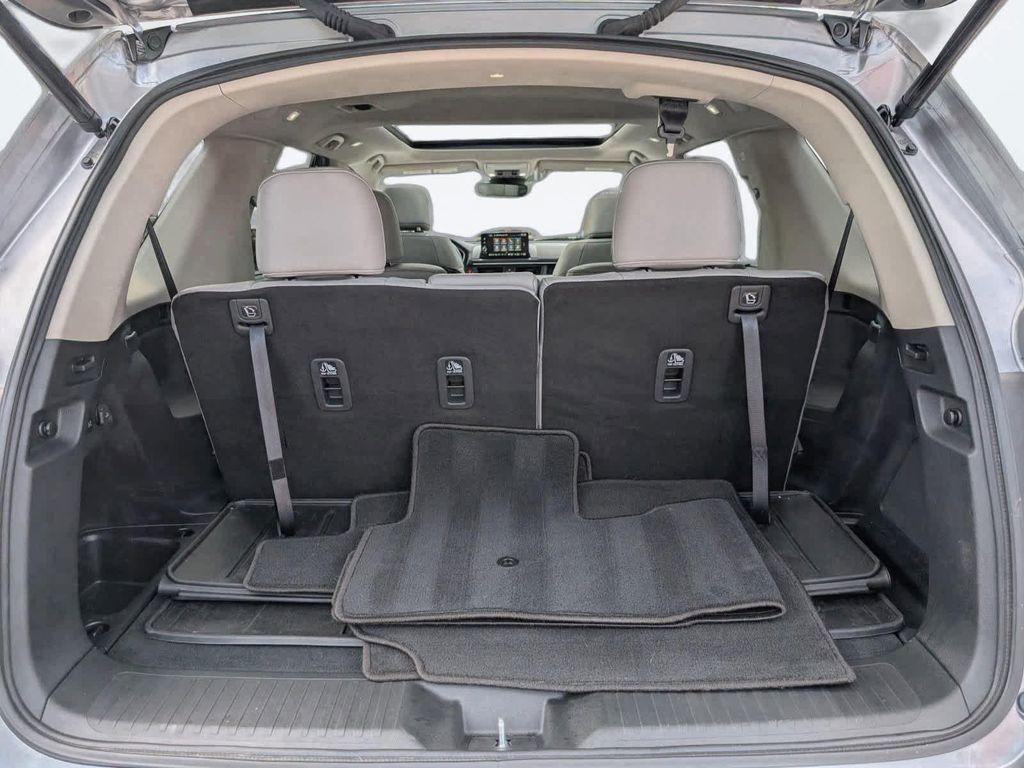 used 2024 Honda Pilot car, priced at $42,988
