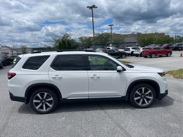 used 2023 Honda Pilot car, priced at $42,995