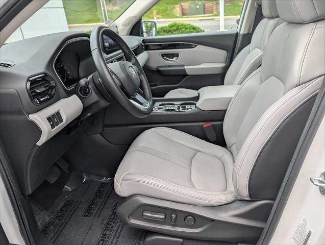 used 2023 Honda Pilot car, priced at $42,673