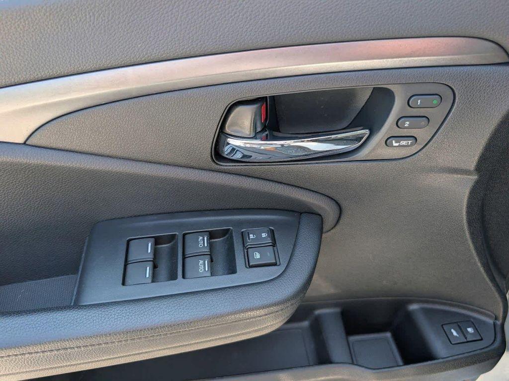 used 2022 Honda Pilot car, priced at $34,753