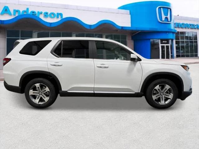 new 2025 Honda Pilot car, priced at $44,759