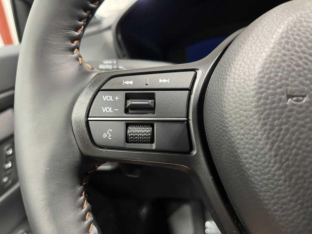 new 2026 Honda CR-V Hybrid car, priced at $39,175