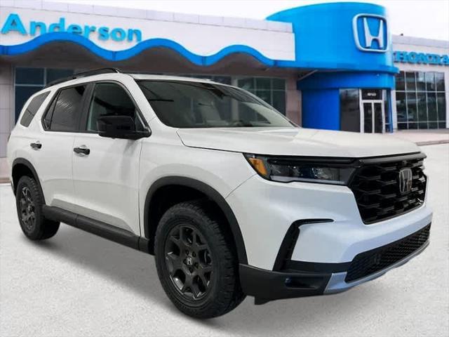 new 2025 Honda Pilot car, priced at $51,250