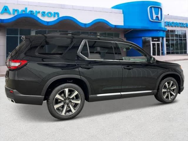 new 2025 Honda Pilot car, priced at $51,050