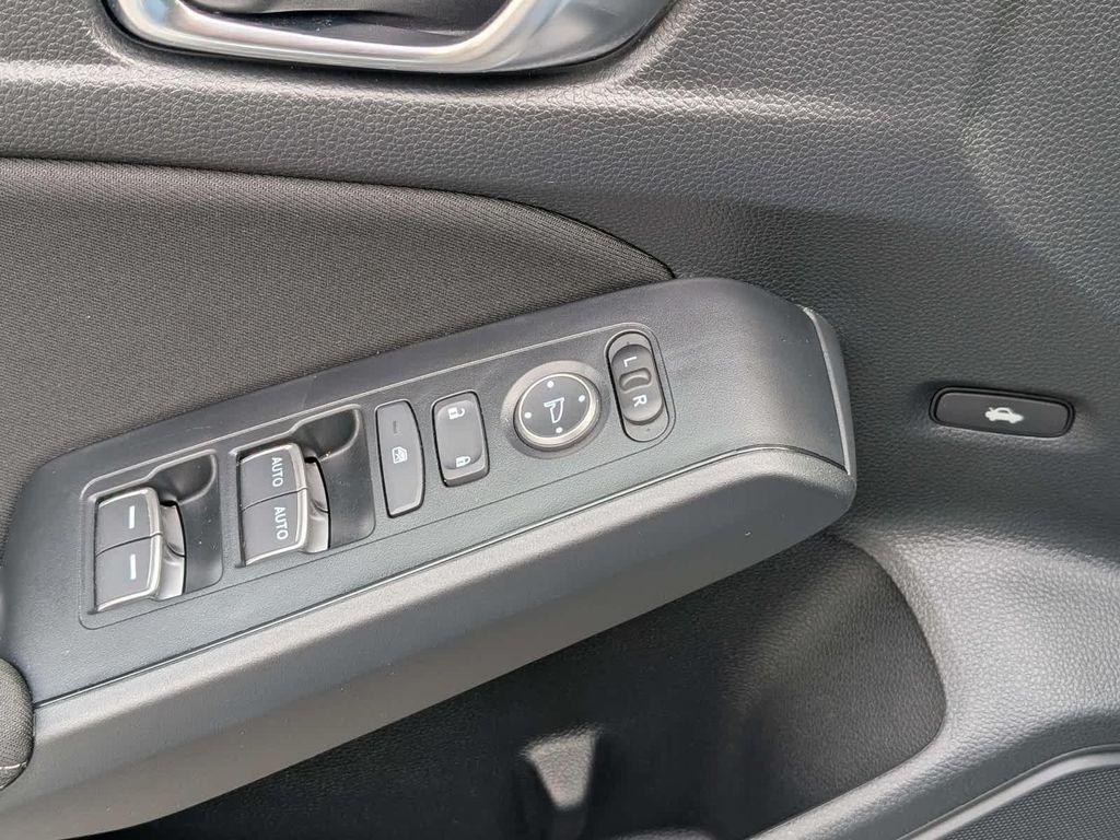 used 2025 Honda Civic Hybrid car, priced at $29,060