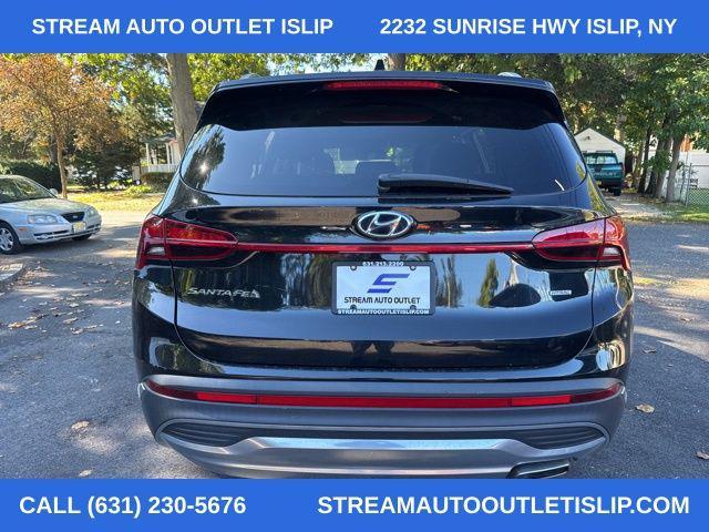 used 2022 Hyundai Santa Fe car, priced at $21,480