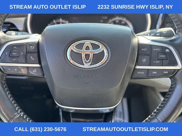 used 2021 Toyota Highlander car, priced at $28,695
