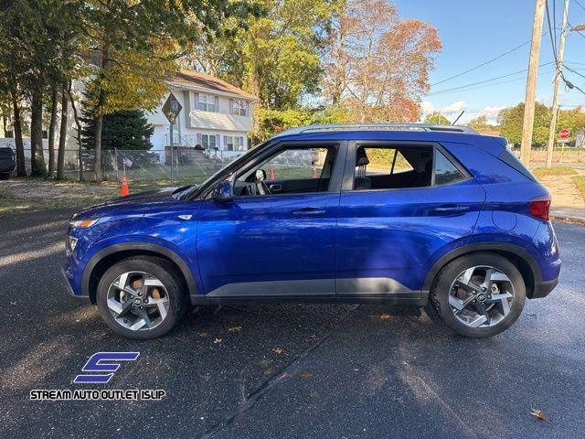 used 2023 Hyundai Venue car, priced at $19,495