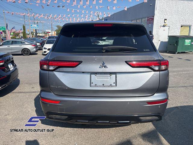 used 2022 Mitsubishi Outlander car, priced at $22,695