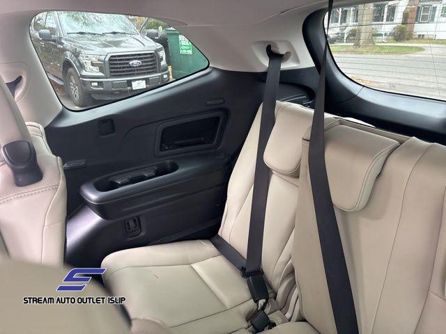 used 2023 Subaru Ascent car, priced at $28,495