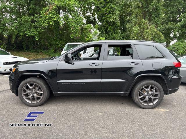 used 2018 Jeep Grand Cherokee car, priced at $15,995