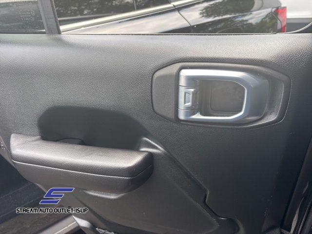 used 2021 Jeep Gladiator car, priced at $27,695