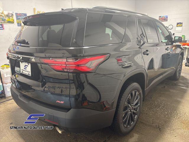 used 2022 Chevrolet Traverse car, priced at $33,695