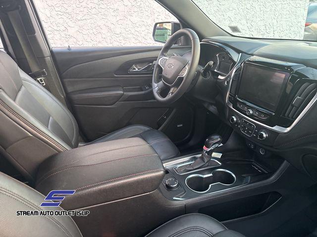 used 2022 Chevrolet Traverse car, priced at $33,695